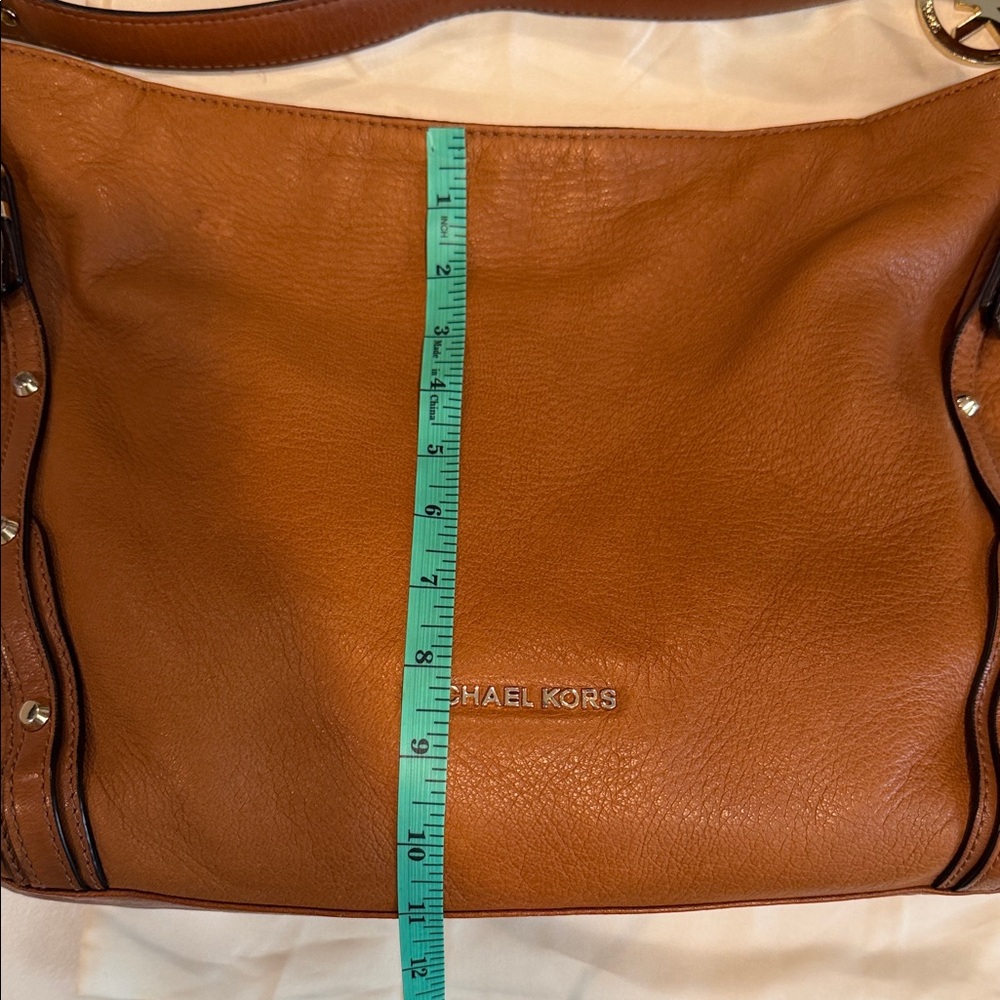 Michael Kors Leather Shoulder Bag – Cognac Brown | Gold Hardware - Picture 4 of 14